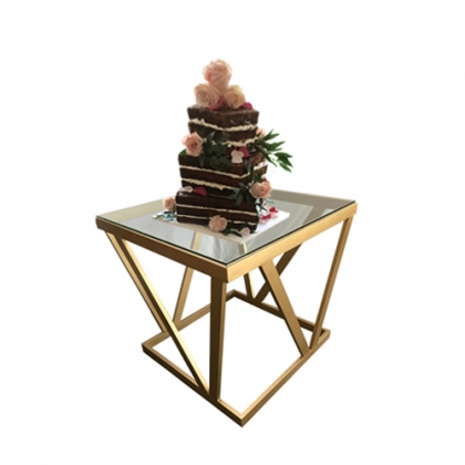 Cake table gold steel square base