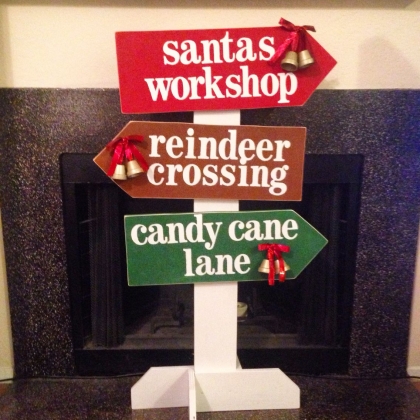 Santa&#039;s workshop sign
