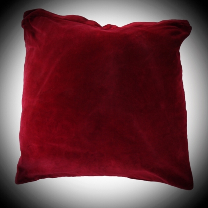 Pillow velvet Ruby red 50cm
